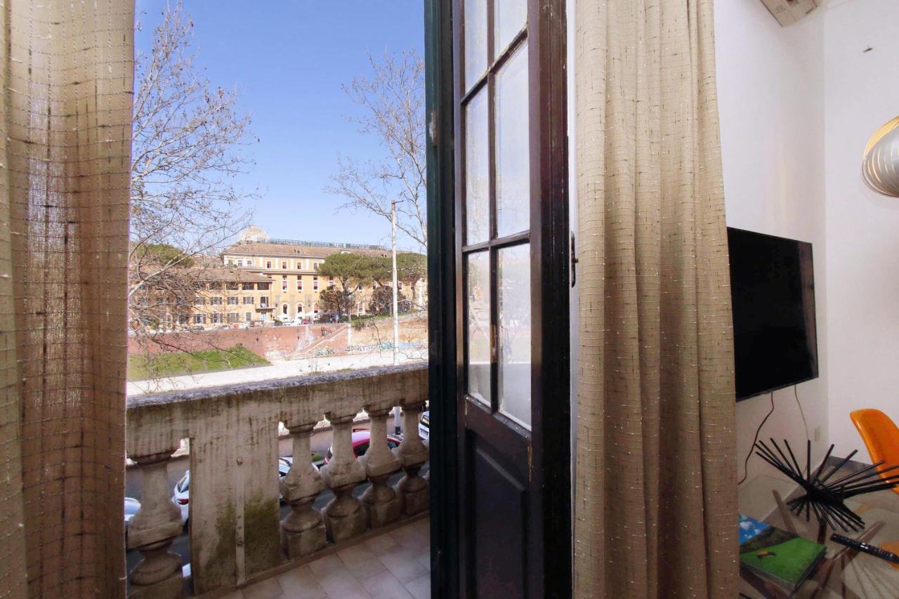 4Bnb - Tiberina Spacious Apartment Roma Esterno foto